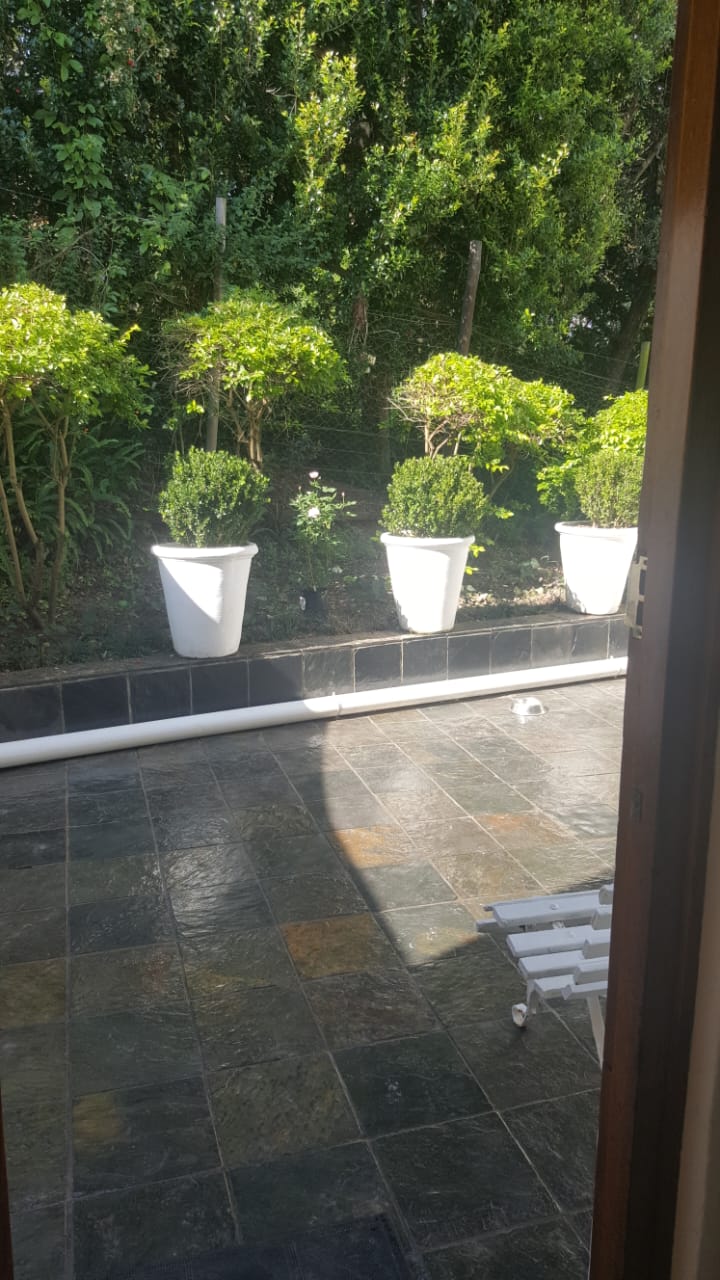 To Let 2 Bedroom Property for Rent in Beacon Bay Eastern Cape